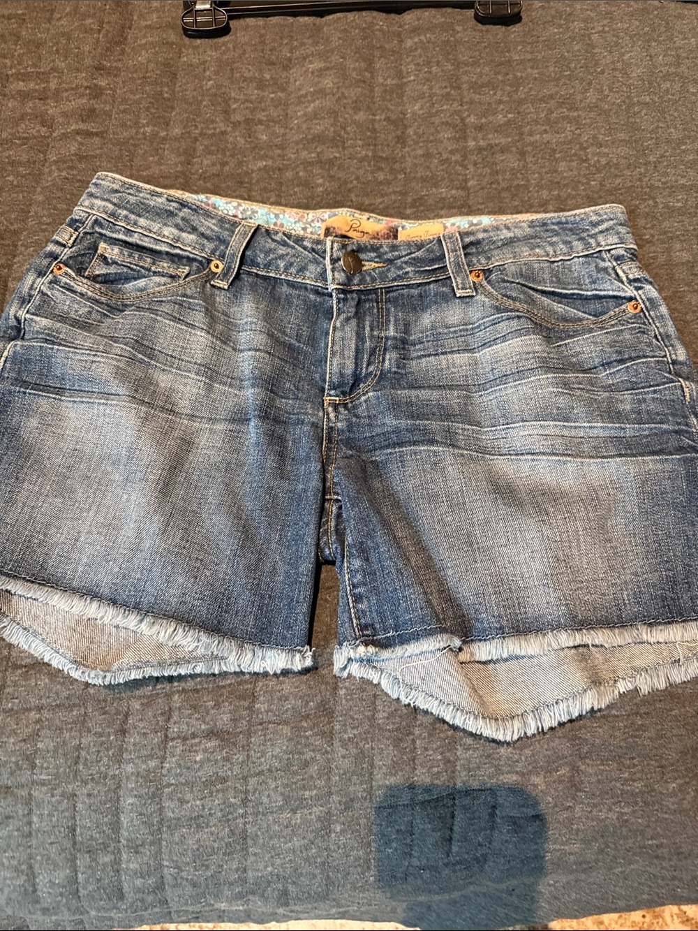 PAIGE Jimmy Jimmy Short Frayed Hem Denim Shorts - Light Blue Wash
